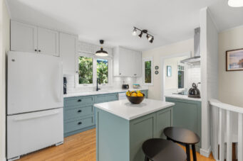 6577 Marine Drive